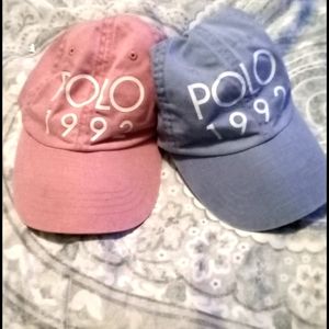 Polo fitted cap.